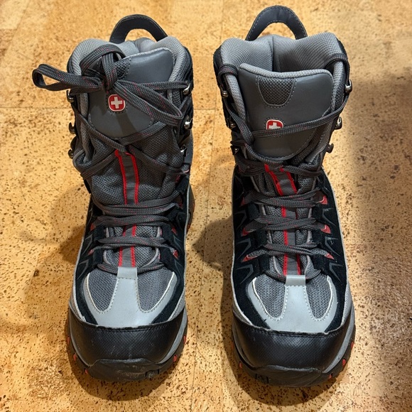 Swiss Gear Hiking Boots Men’s Size  8 Athletic Boots Thinsulate Insulation - Picture 5 of 16